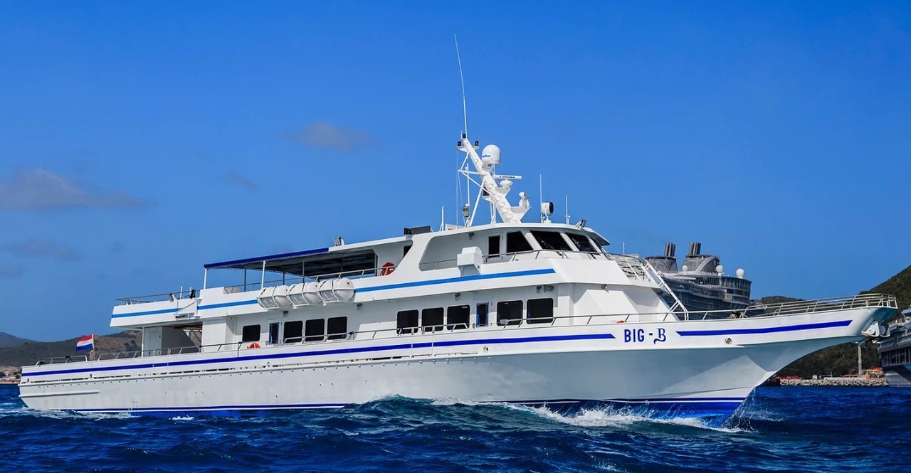 Best and fast Ferry to get from St. Maarten to St. Barths
